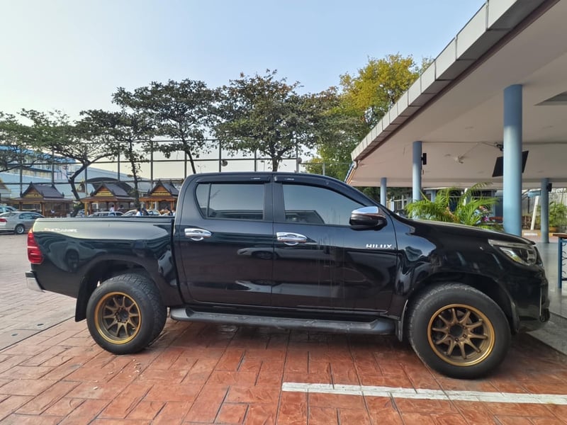 Toyota เกียร์ออโต้ ปี2017 จด 2018 ขายด่วน 430,000