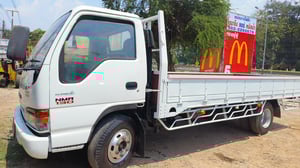 ISUZU NMR 120แรงม้า รถบรรทุก 6ล้อ รถบรรทุกอื่นๆ