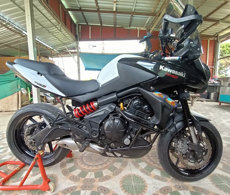 Versys 650 สปอร์ตทัวริ่ง Versys 650 สปอร์ตทัวริ่ง