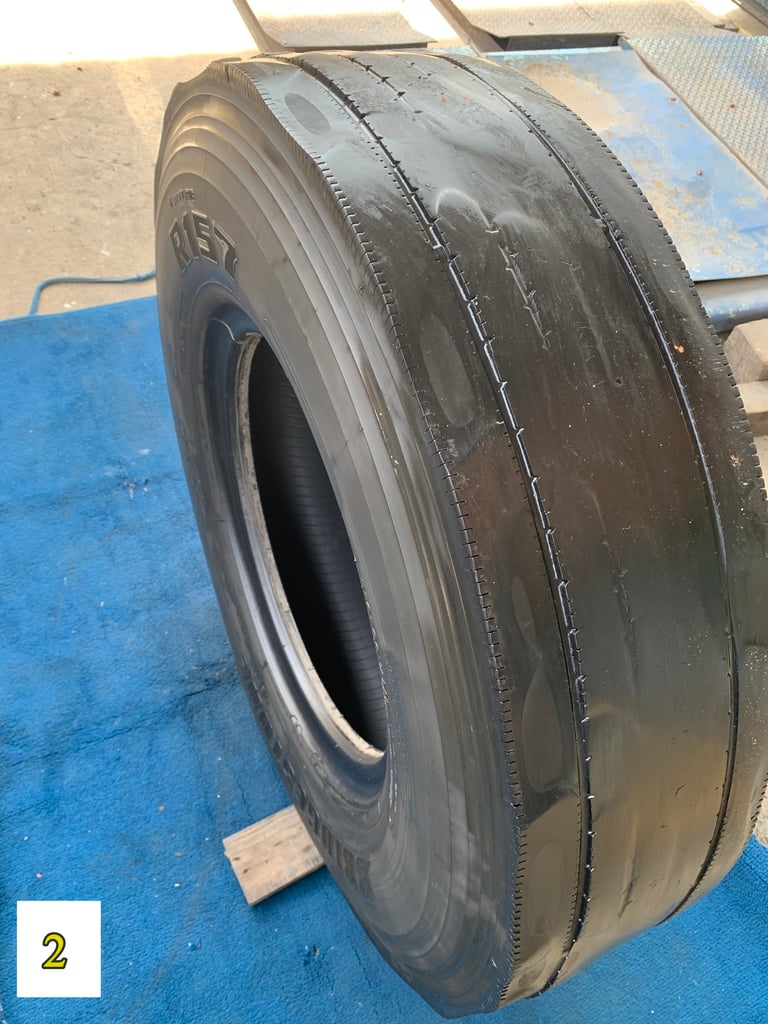 ยางมือ2 Bridgestone ขนาด 1000r20 รุ่น r157 radial tbr