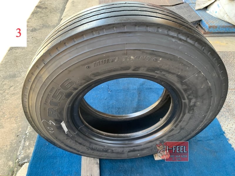Radial พร้อมใช้ Bridgestone 8.25r16 รุ่น r156 คละปี มี 3เส้น 