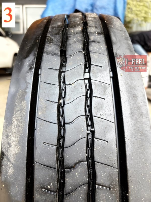 ยางเก่าใช้แล้วBridgestone 215-75r17.5 มี 4เส้น ปีผลิต 24 และ25