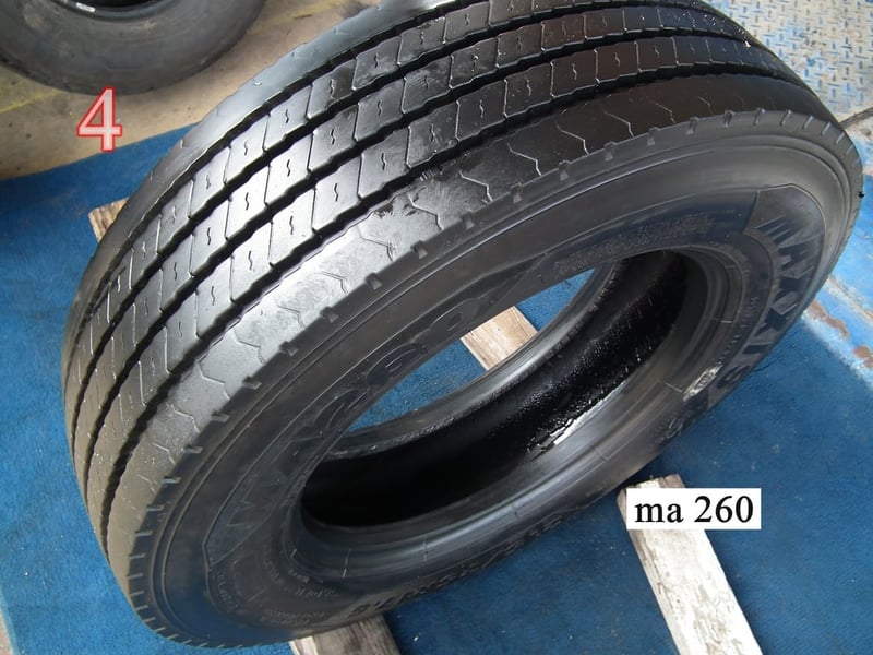 Radial ใช้แล้ว 215-75r17.5 maxxis มี 4เส้น ปี2023