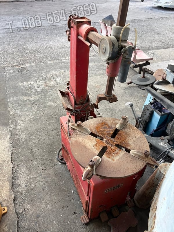 เครื่องถอดยางล้อ ใช้งานไม่ได้แล้ว มี 2ตัว เครื่องถอดยางล้อ ใช้งานไม่ได้แล้ว มี 2ตัว