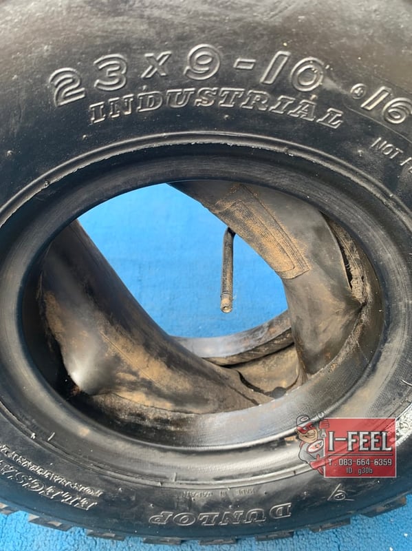 ยางรถยก forklift ยี่ห้อ dunlop tire ขนาด 23 x 9 - 10 ยางเก่าปี