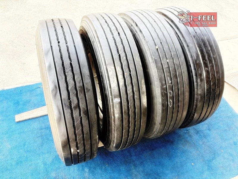 ยางเก่า บรรทุก BS 750r16 radial ในรองครบ ชุดนี้มี 4เส้น ปี2023