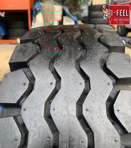 ยางรถยก forklift ยี่ห้อ dunlop tire ขนาด 23 x 9 - 10 ยางเก่าปี