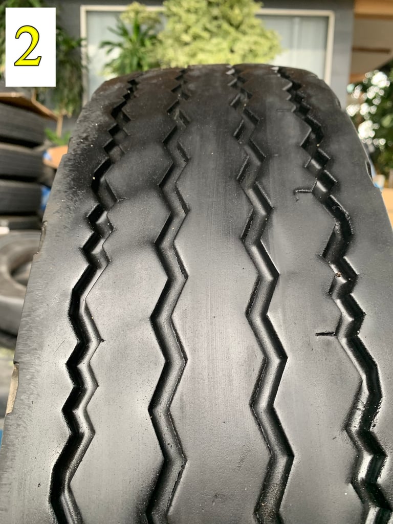 ยางเก่า บรรทุก BS 750r16 mr ผ้าใบ ในรองครบ ชุดนี้มี 2เส้น ปี2023