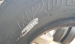 Bridgestone radial 7.00r16 r200 ชุดนี้มี 2เส้น คละปีผลิต Bridgestone radial 7.00r16 r200 ชุดนี้มี 2เส้น คละปีผลิต