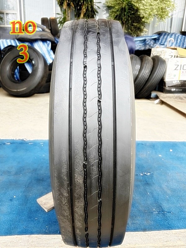 Bridgestone radial 8.25r16 r156 ชุดนี้มี 3เส้น ปีผลิต21-22 ใช้แล้ว