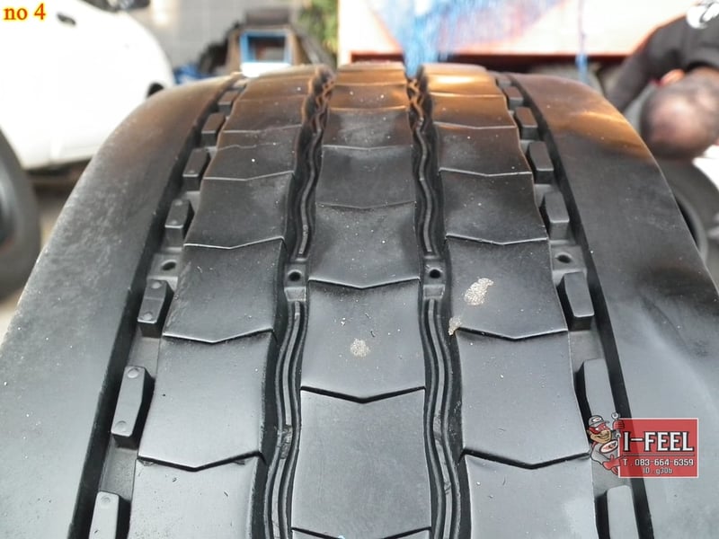 Radial Tire มือ2 มี 6เส้น 215-75r17.5 michelin รุ่น x multi Radial Tire มือ2 มี 6เส้น 215-75r17.5 michelin รุ่น x multi