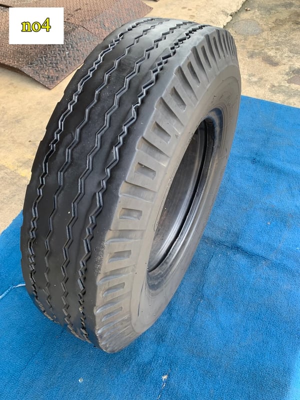 ยางเก่า บรรทุก BS 750r16 mr ผ้าใบ ในรองครบ ชุดนี้มี 4เส้น ปี2023