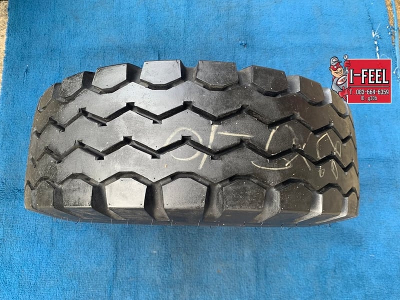 ยางรถยก forklift toyo tire ขนาด 23 x 9 - 10 ยางเก่าปี