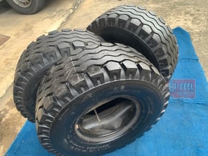 ยางรถยก forklift ยี่ห้อ dunlop tire ขนาด 23 x 9 - 10 ยางเก่าปี