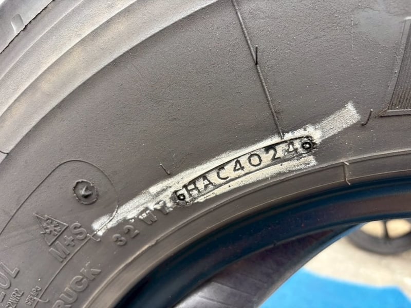 ยางเก่ารถบรรทุกใช้แล้ว bs 7.50r16 r156 มี 8เส้น ปี23 และ 24 radial 