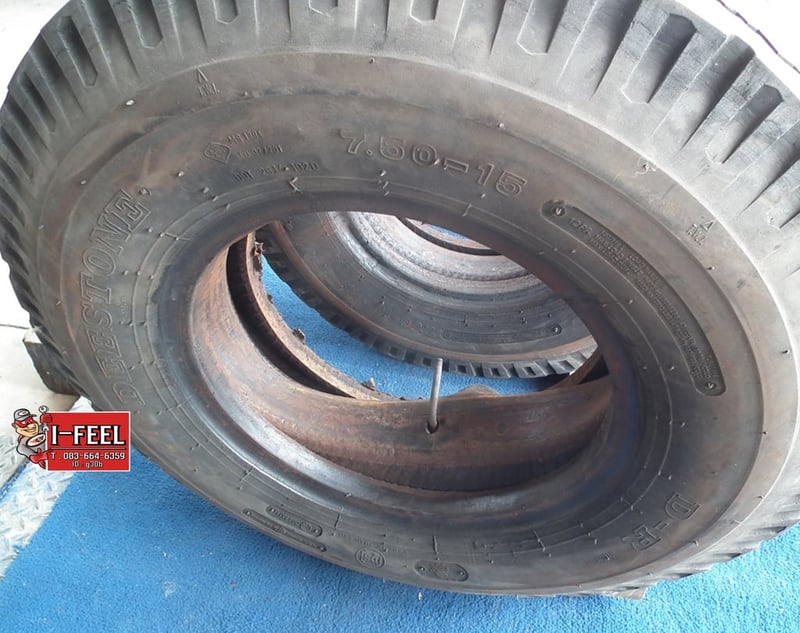 ยางเก่ารถบรรทุก คละยี่ห้อมีBridgestone และ Deestone  7.50r15 nylon ยางใน-รองคอ มี 4เส้น