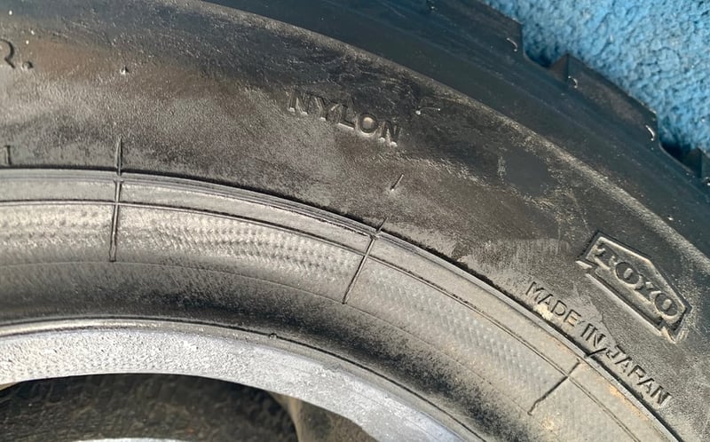 ยางรถยก forklift toyo tire ขนาด 23 x 9 - 10 ยางเก่าปี