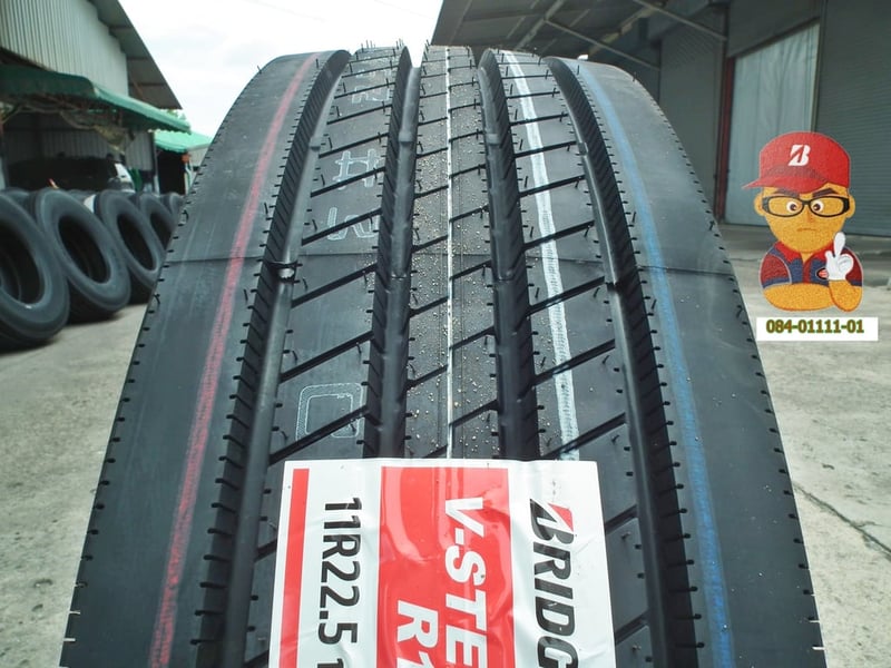 Bridgestone รุ่น R157 ขนาด 11R 22.5 Tbr ยางใหม่ เส้นละ9,450บาท