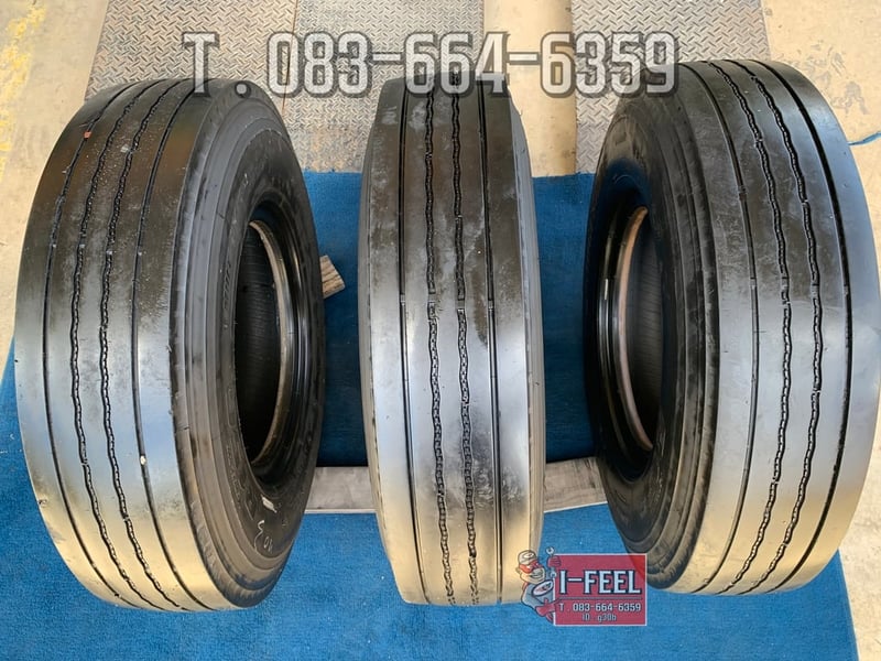 Radial พร้อมใช้ Bridgestone 8.25r16 รุ่น r156 คละปี มี 3เส้น 