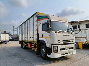 6 ล้อ อีซูซุ FTR 240 แรงม้า ปี 61 ตู้ 10 บาน