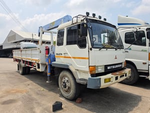 6 ล้อ มิตซูบิชิ ติดเครน 5 ตัน 4 ปลอก ปี 45