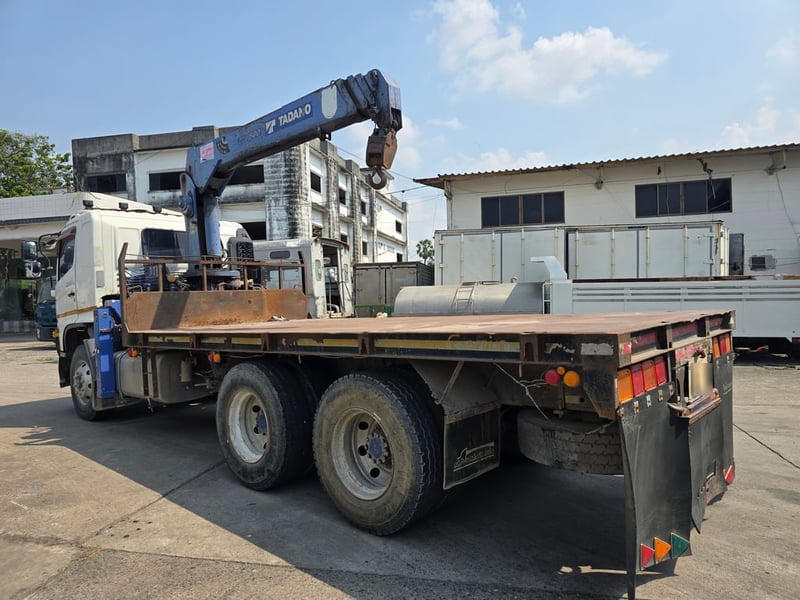 10 ล้อ ฮีโน่ เมก้า 2เพลา เครื่อง 344 แรงม้า ติดเครน 5 ตัน 4 ปลอก กระบะยาว 5.4 เมตร