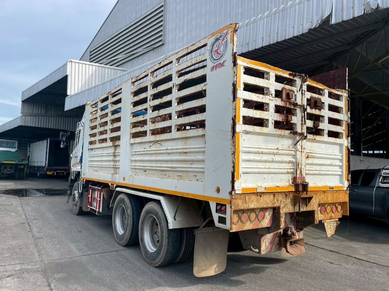 10 ล้อ ฮีโน่ วิคเตอร์ 344 แรงม้า 2เพลา กระบะคอกสูง