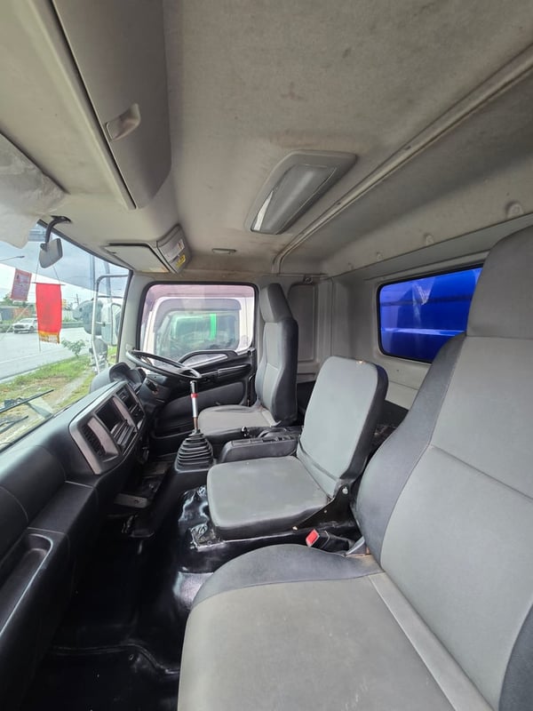 6 ล้อ ฮีโน่ วิคเตอร์ ดั้ม เครื่อง 240 แรงม้า ปี 65