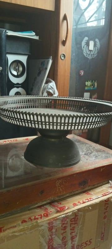 โตกพานทองเหลือง