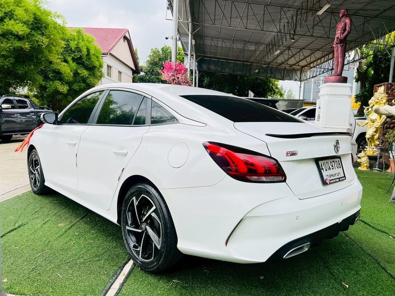 💎 สปอร์ตตัวท็อป ประหยัด x2! MG 5 1.5 X Sunroof ปี 2024 💎