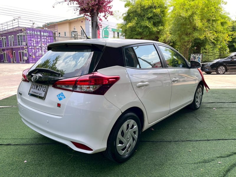 🚗 TOYOTA YARIS 1.2 ENTRY AUTO (เบนซิน+LPG) ปี 2022 🚗