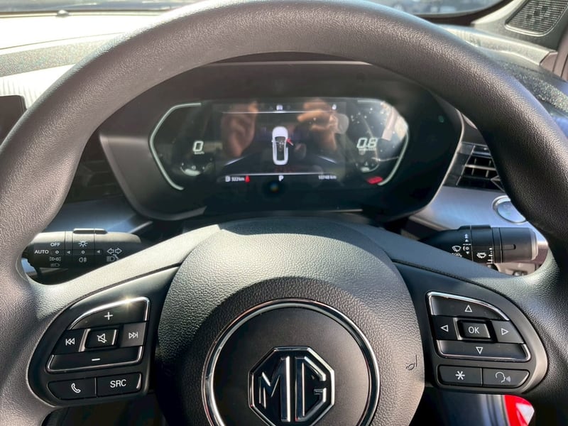 ✨ รุ่นท็อปสุด! สภาพป้ายแดง ไมล์น้อยจัด 10,xxx กม.🚗 MG 5 1.5 X SUNROOF AUTO ปี 2025! 🚗