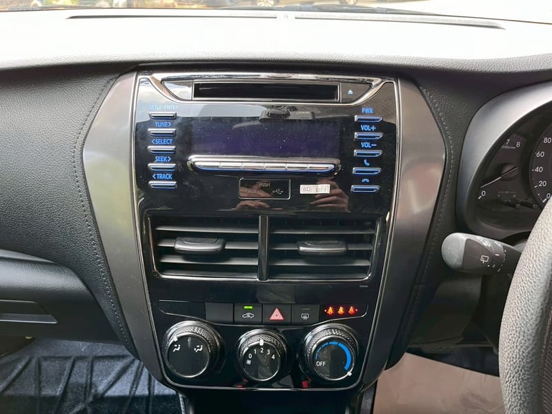 🚗 TOYOTA YARIS 1.2 ENTRY AUTO (เบนซิน+LPG) ปี 2022 🚗