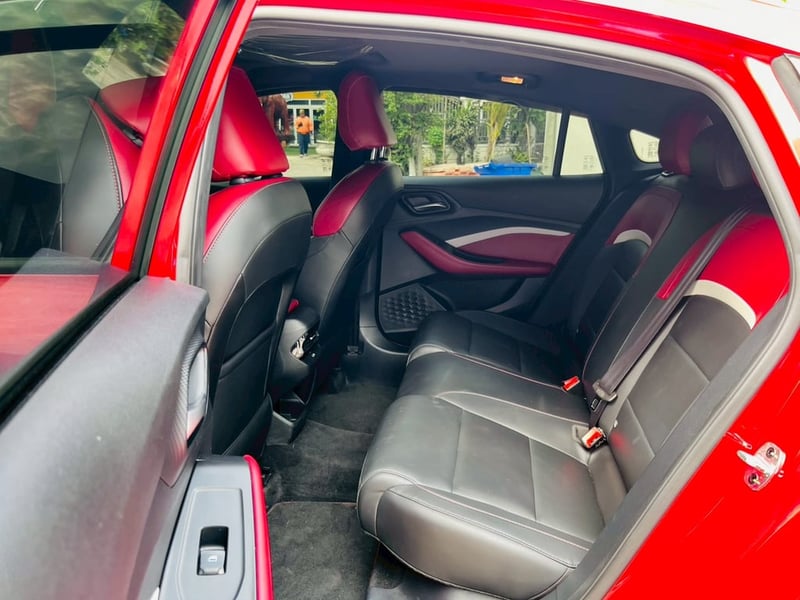 ✨ สภาพป้ายแดงเรียกพี่! MG 5 1.5 X i-SMART (รุ่น TOP สุด) ปี 2025 ✨