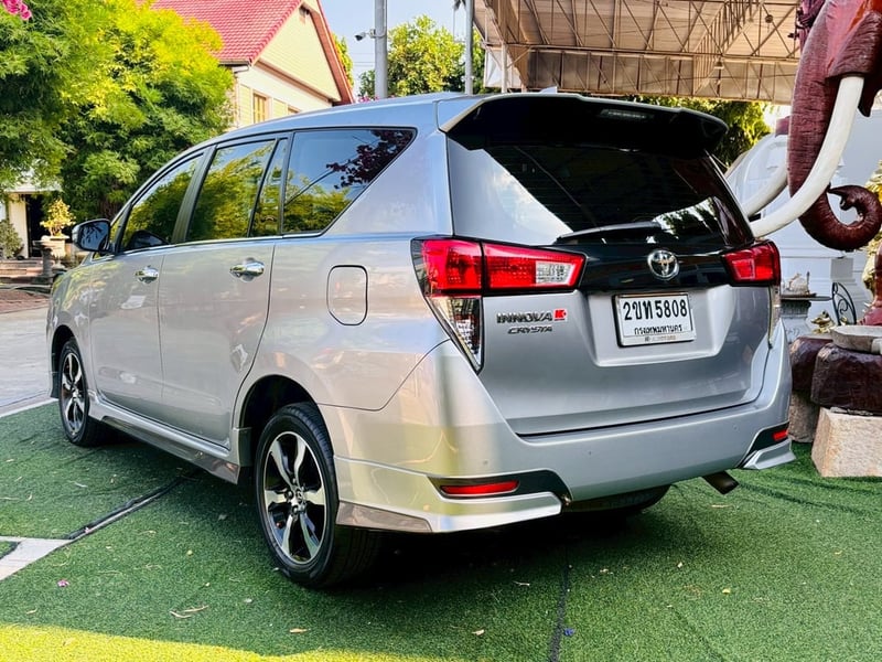 🚗 TOYOTA INNOVA CRYSTA 2.8 PREMIUM (รุ่น TOP) ปี 2022 🚗