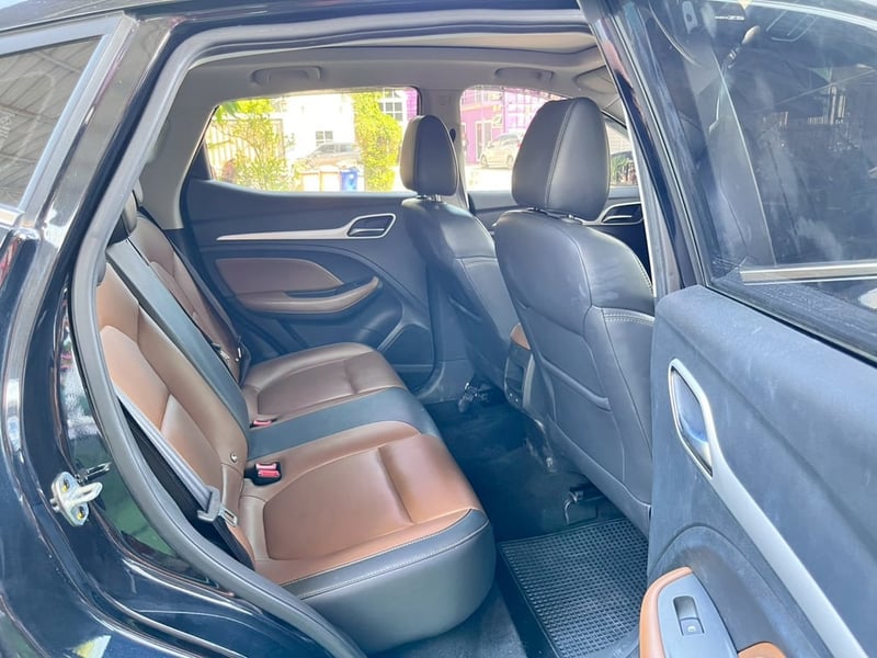 ✨ สภาพป้ายแดง! ไมล์น้อยจัด 10,xxx กม.🚘 MG ZS 1.5 X AUTO ปี 2025! 🚘