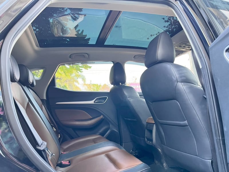 ✨ สภาพป้ายแดง! ไมล์น้อยจัด 10,xxx กม.🚘 MG ZS 1.5 X AUTO ปี 2025! 🚘