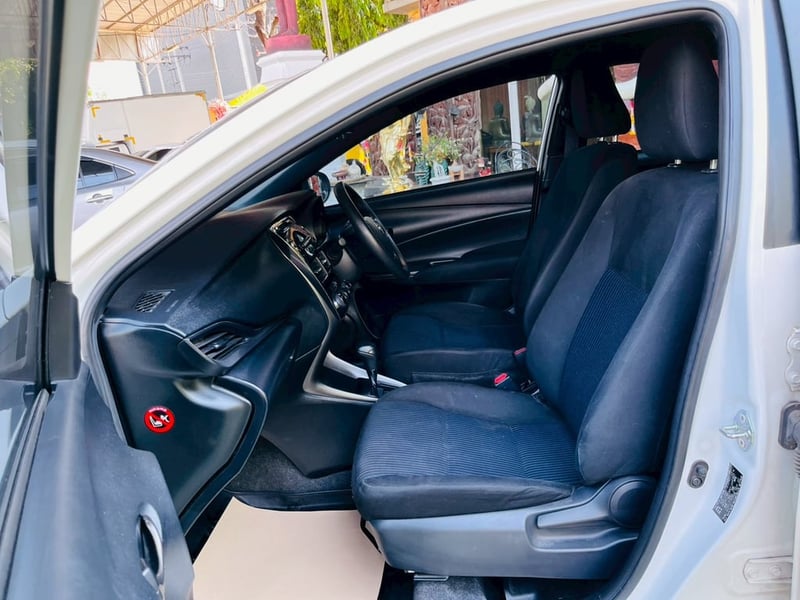 🚗 TOYOTA YARIS 1.2 ENTRY AUTO (เบนซิน+LPG) ปี 2022 🚗