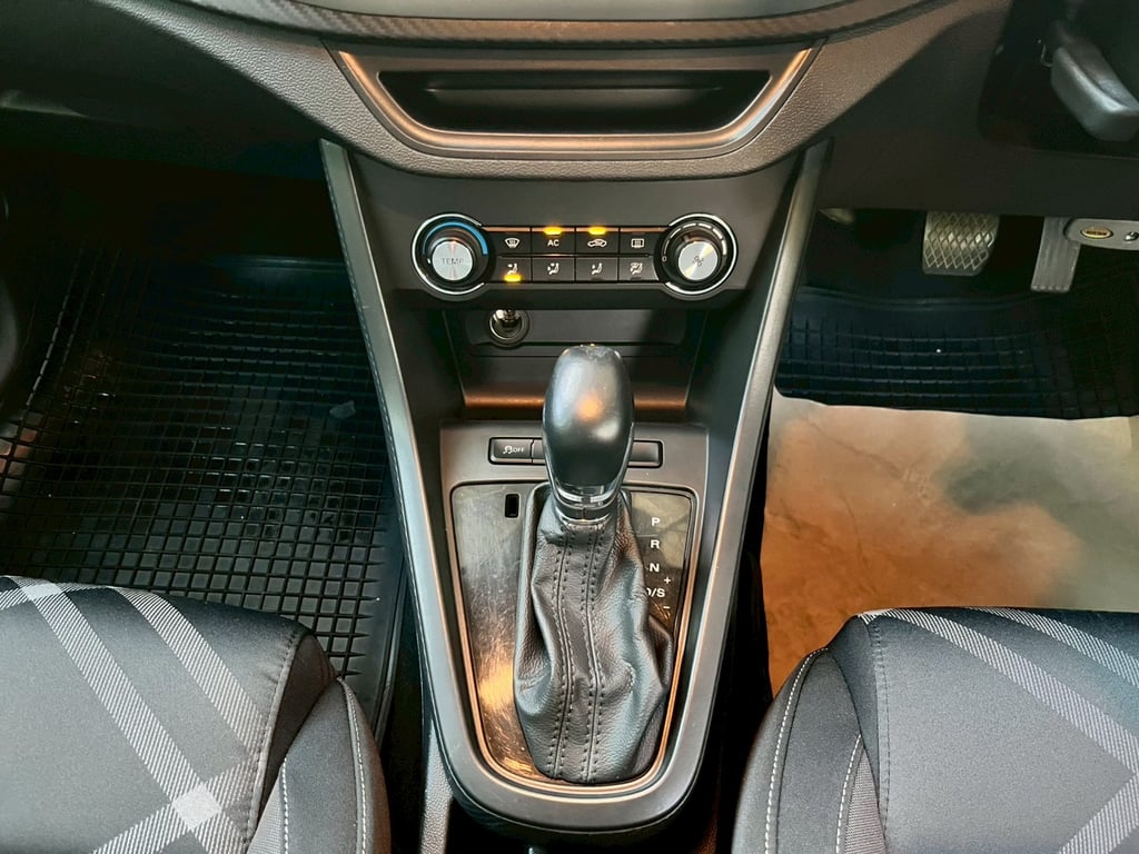 💛🖤 NEW MG 3 1.5 D AUTO! ปี 2022! สีทูโทนสุดจี๊ด! 🖤💛 💛🖤 NEW MG 3 1.5 D AUTO! ปี 2022! สีทูโทนสุดจี๊ด! 🖤💛