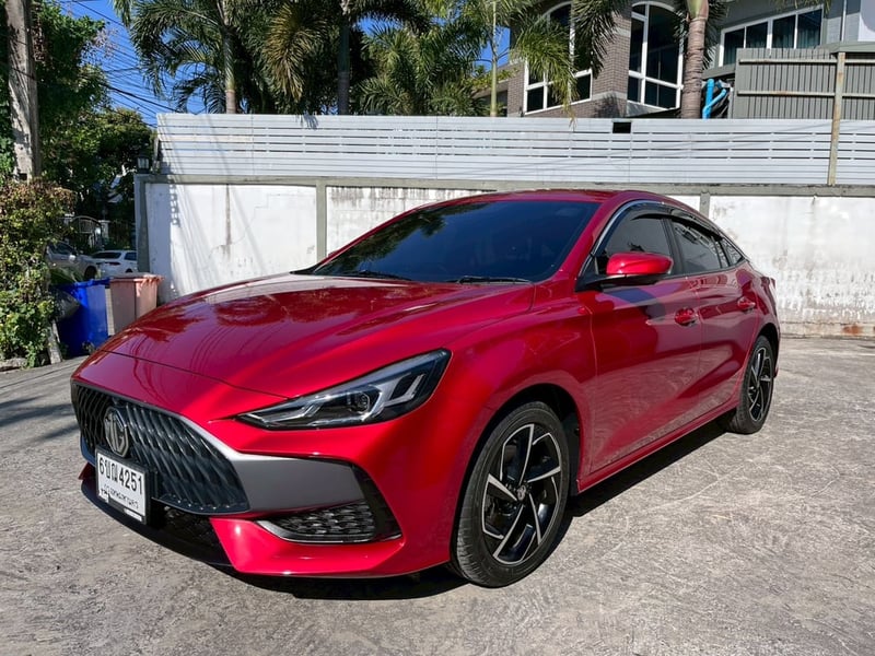 ✨ รุ่นท็อปสุด! สภาพป้ายแดง ไมล์น้อยจัด 10,xxx กม.🚗 MG 5 1.5 X SUNROOF AUTO ปี 2025! 🚗