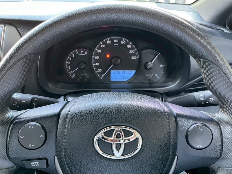 🚗⛽TOYOTA  YARIS 1.2 ENTRY AUTO ปี 2022 สายประหยัดตัวจริง! ติดแก๊ส LPG พร้อมใช้! ✨🚗