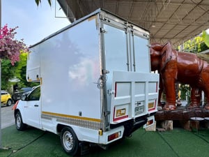 ISUZU D-MAX SPARK 1.9 MT 2020