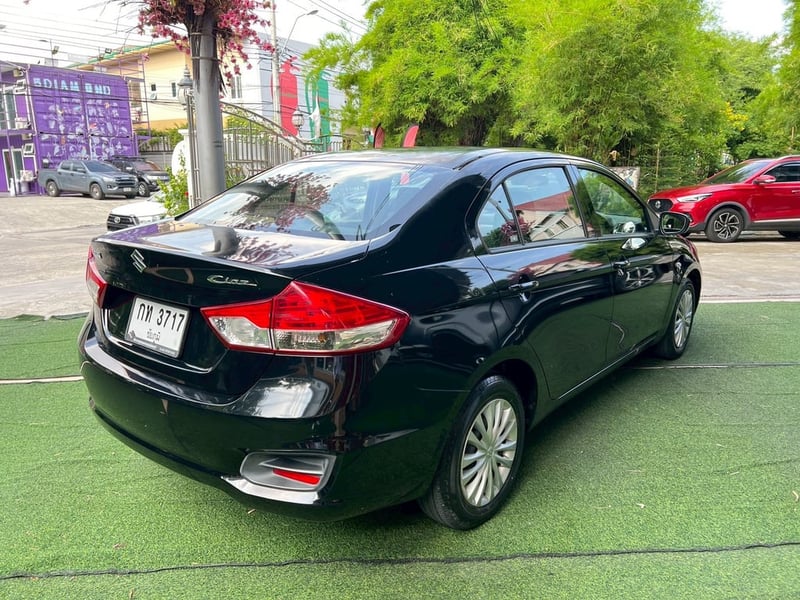 🚗 ซีดานไซส์บิ๊ก ห้องโดยสารกว้างที่สุด ไมล์สี่หมื่นโลแท้ สภาพป้ายแดง! 🚗 SUZUKI CIAZ 1.2 GL AT ปี 2020