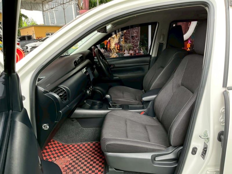 TOYOTA REVO DBL 2.4 ENTRY Z-EDITION AUTO 2024