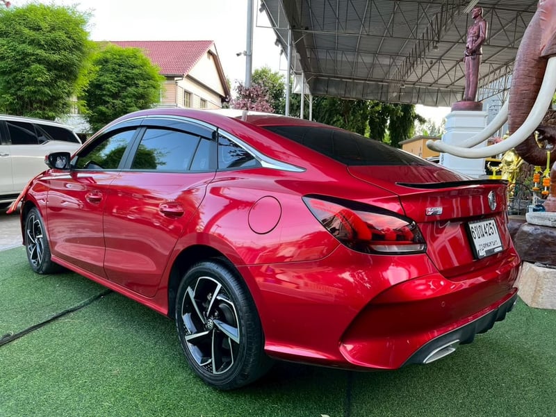 MG 5 1.5 X AUTO 2025