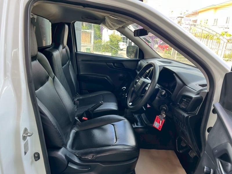 🛻 ISUZU D-MAX SPARK 1.9 B MT ปี 2020 🛻 🛻 ISUZU D-MAX SPARK 1.9 B MT ปี 2020 🛻