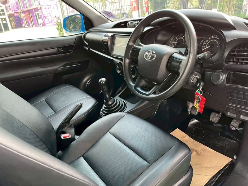 TOYOTA HILUX REVO SINGLE CAB 2.4 ENTRY MT 2021 TOYOTA HILUX REVO SINGLE CAB 2.4 ENTRY MT 2021