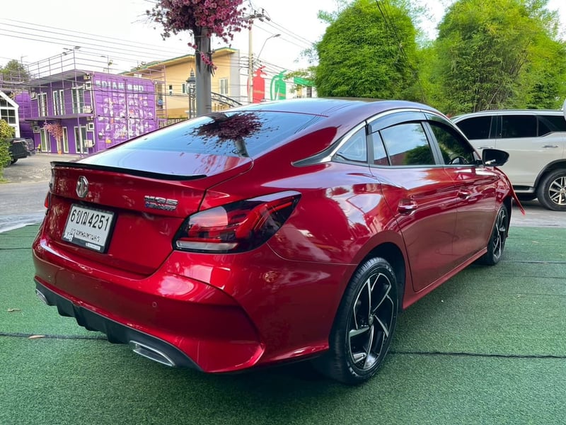 MG 5 1.5 X AUTO 2025