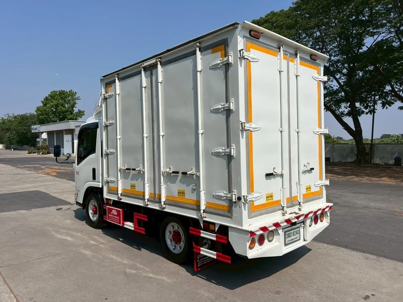 🎯Isuzu NLR 130 ปี 2565 พร้อมตู้แห้งเปิดรอบด้านยาว3.00 เมตร ✨