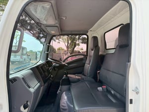 🎯รถเข้าใหม่ ไมล์หลักหมื่น พร้อมตู้แห้งเปิด2บานหลัง ยาว3.40 กว้าง1.87 เมตร สวยๆพร้อมใช้งาน🎉